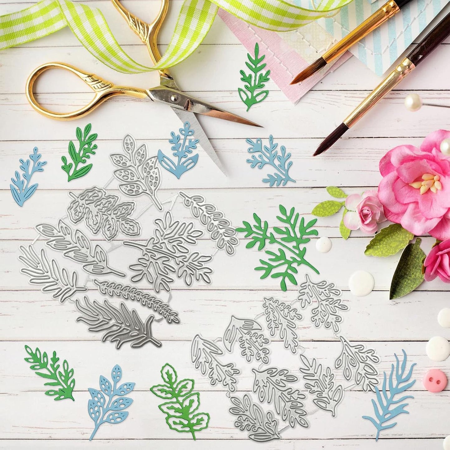 DaKuan 16 pcs Leaf Metal Die Cuts & Embossing Stencils for Card Making - Carbon Steel Craft Dies - DIY Greeting Cards, Scrapbooking, Gifts (4-6cm)