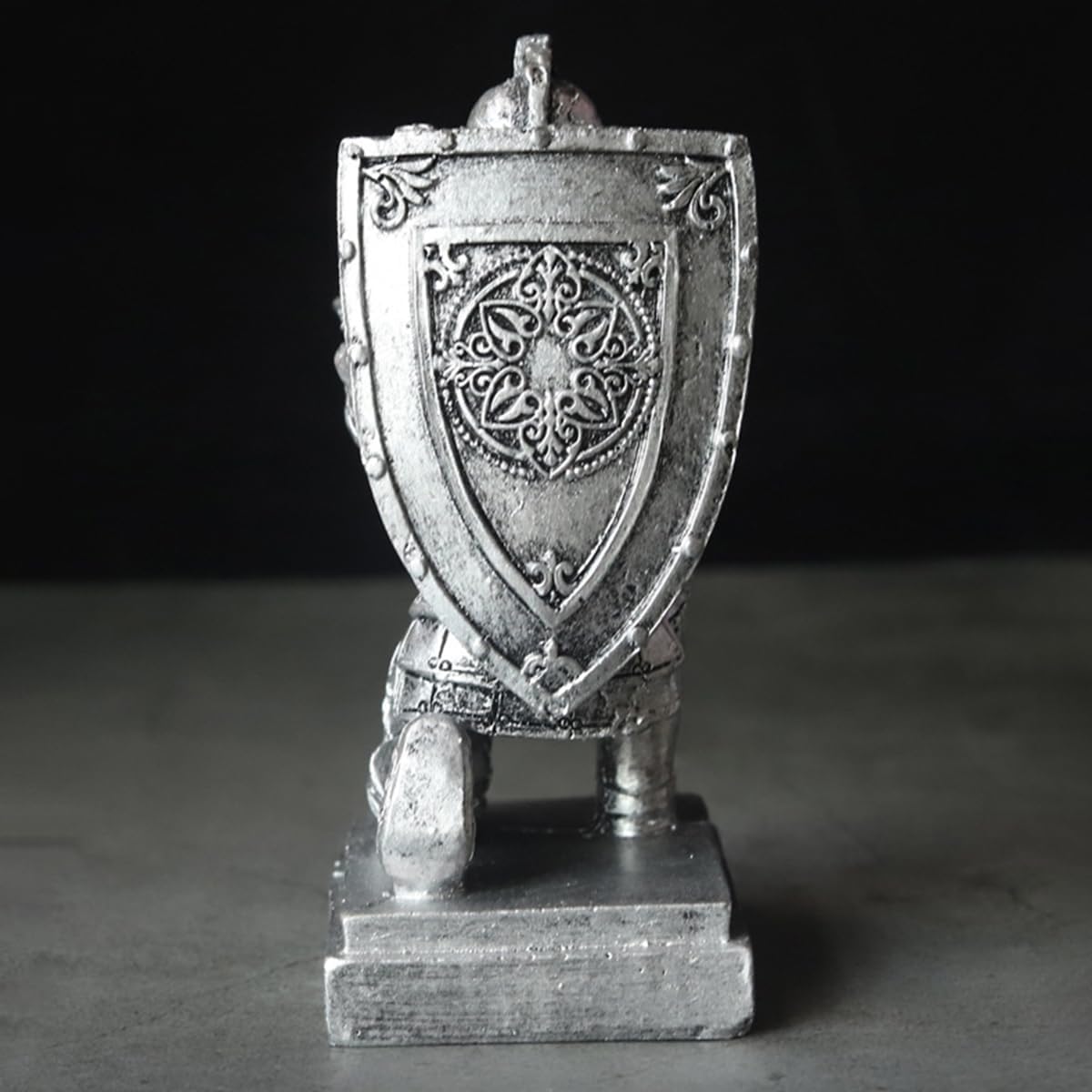Resin Soldier Shield Knight Decor Statue Pen Holder Base for Desk, Desktop Organizer Pencil Stand Display for Office, School, Home, as Gift for Men Father
