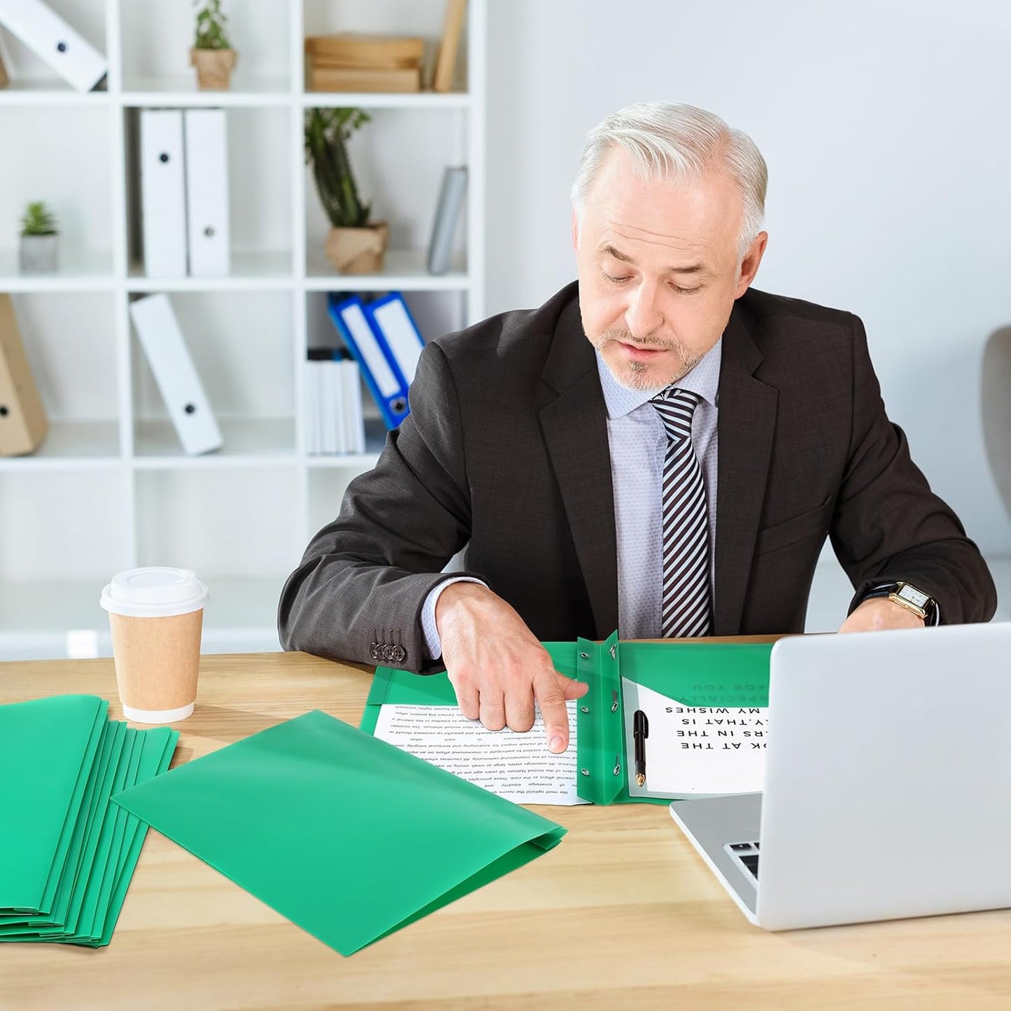 Patelai 48 Pcs Plastic Folders with 2 Pockets and 3 Prongs Home Folders with Card Slot Letter Size Heavy Duty Report Covers for Back to School(Green,Classic)