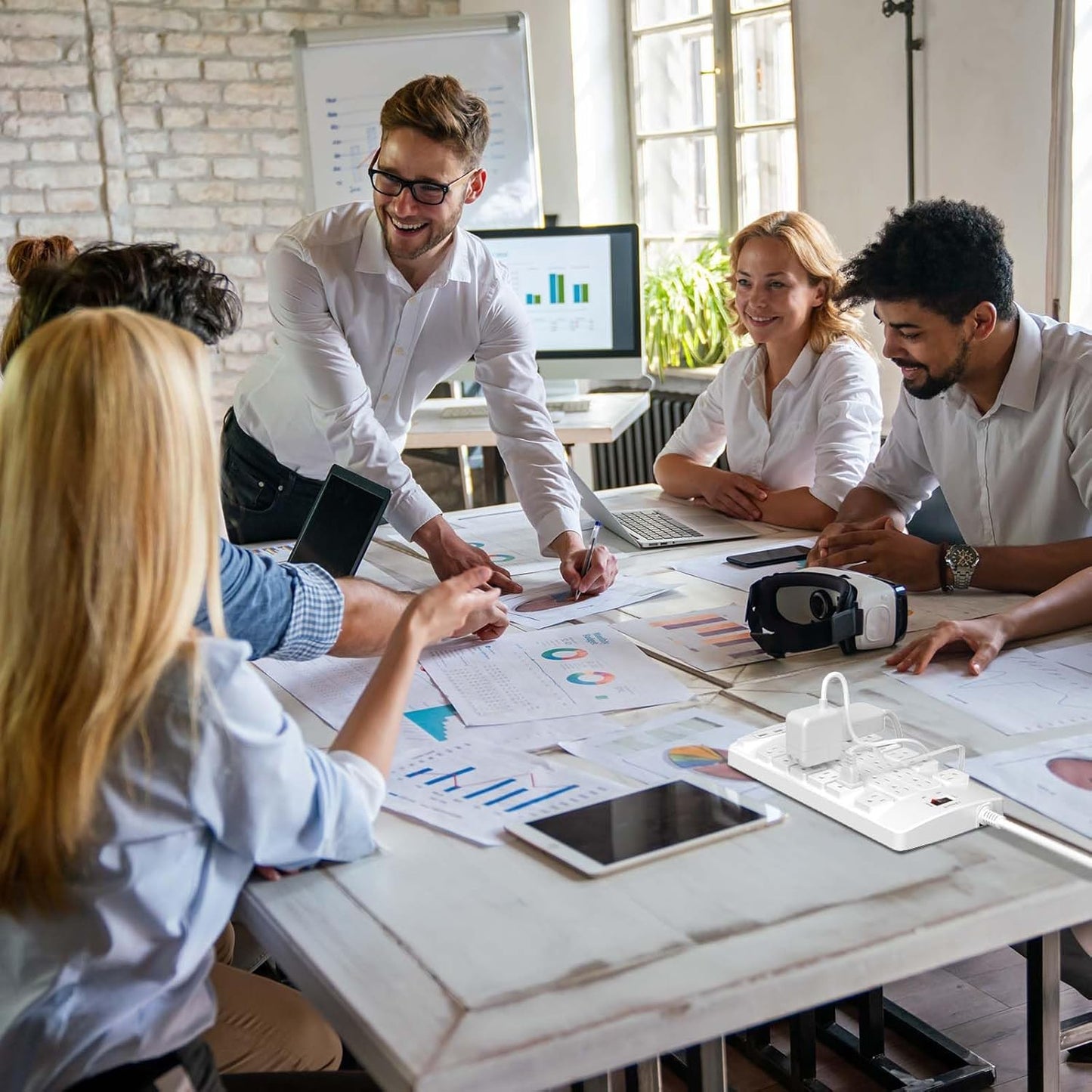 QINLIANF Surge Protector Power Strip - 20Ft Flat Plug Heavy Duty Extension Cord with 24 Outlets and 4 USB Ports(2 USB-C Ports), 1875W/15A, 4100J, for Home, Office, Dorm, ETL Listed, White