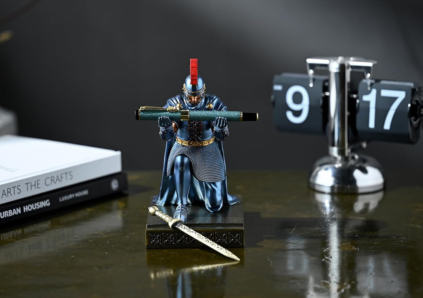 Roman Praetorian Prefect Warrior Knight Pen Holder Desk Ornament Resin Praetorian Guard Mobile Phone Stand Desk Accessories and Organizer for Office with a Letter Opener (Blue)