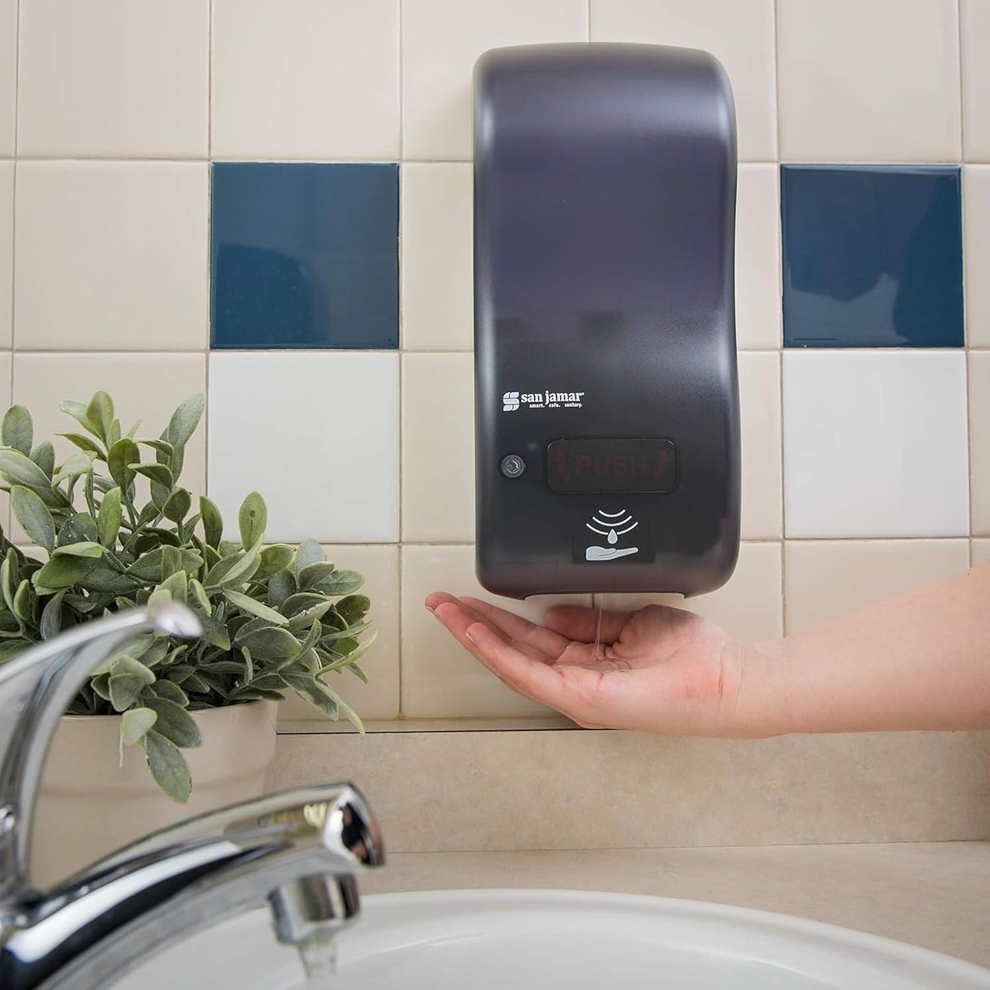 San Jamar Classic Black Pearl Set – Hybrid Soap & Sanitizer Dispenser (900 ml), Toilet Seat Cover Dispenser, and Commercial Paper Towel Roll Dispenser for Bathrooms