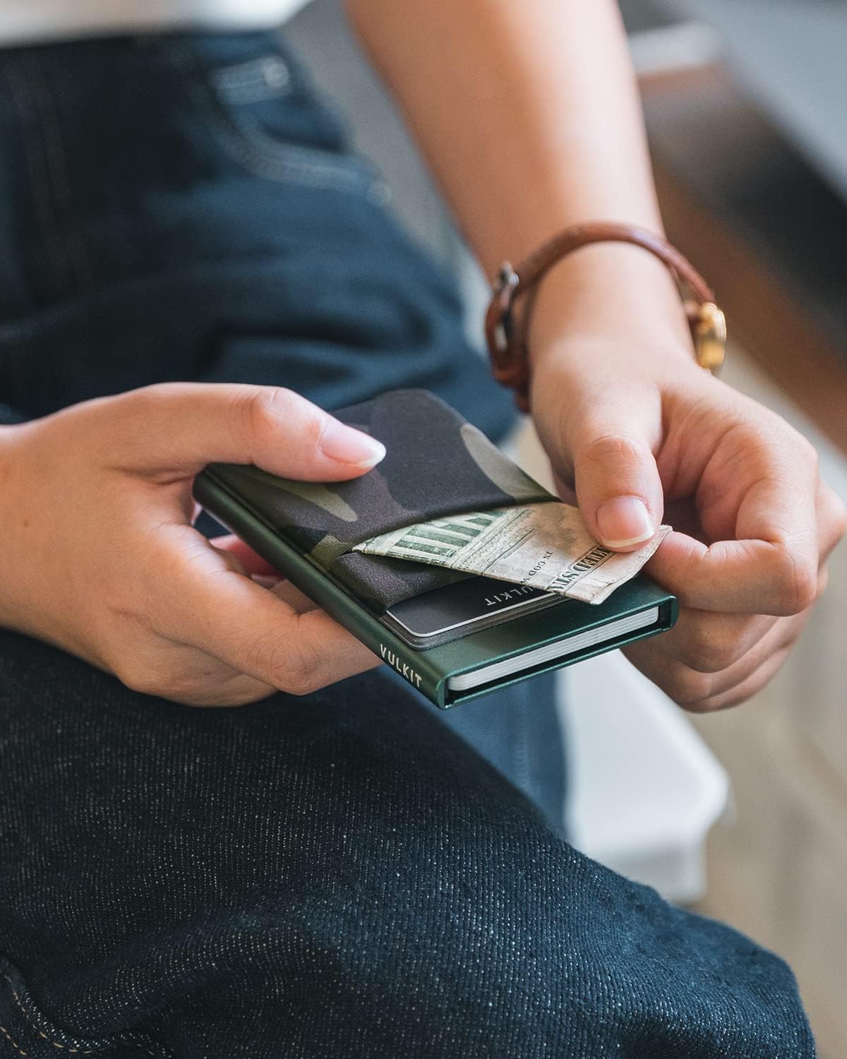 VULKIT Card Holder with Money Pocket Pop Up Wallet RFID Blocking Slim Metal Bank Card Case Holds 5 Cards and Notes