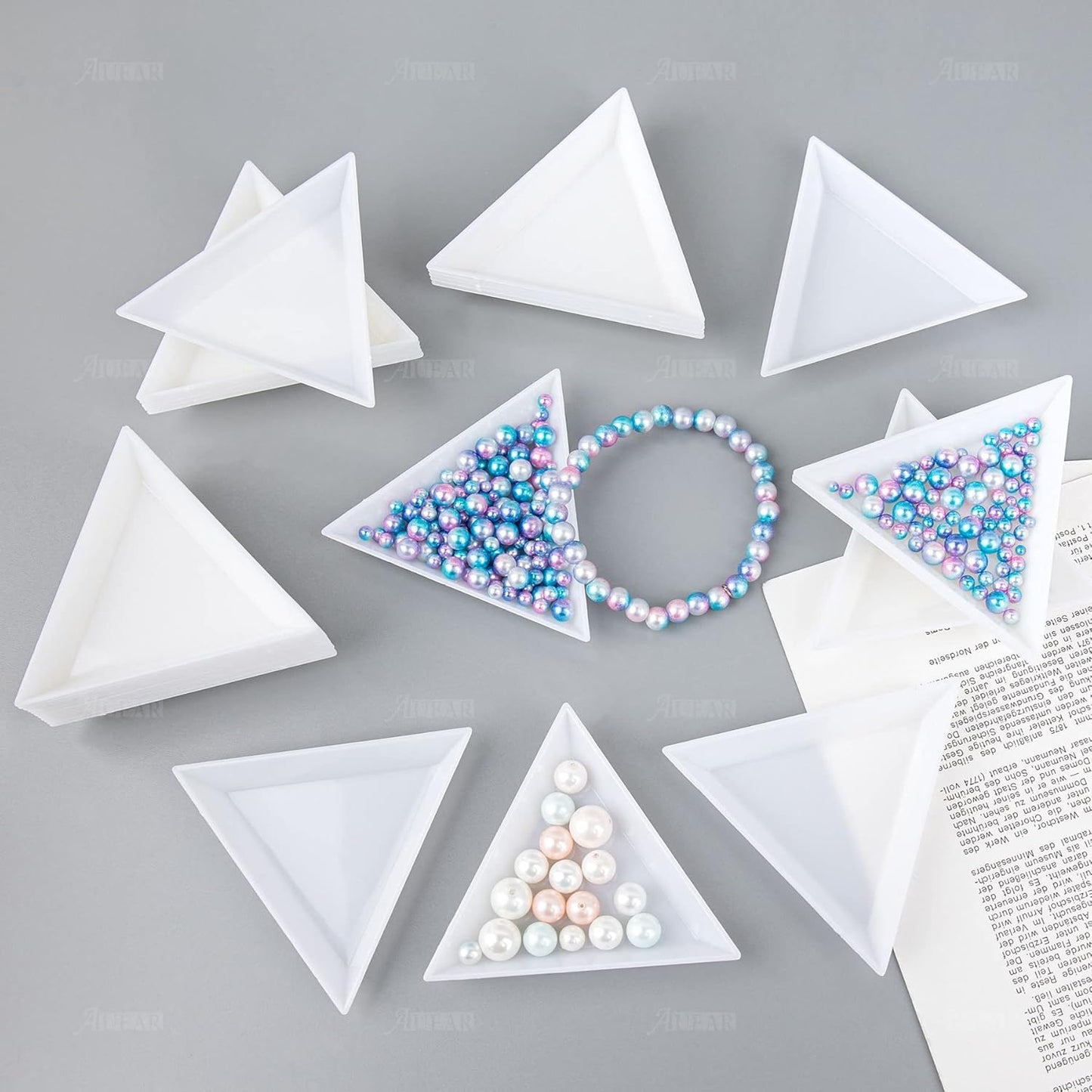 AUEAR, 120 Pack Triangle Sorting Trays Bead Storage Plates Plastic Nail Art for DIY Craft