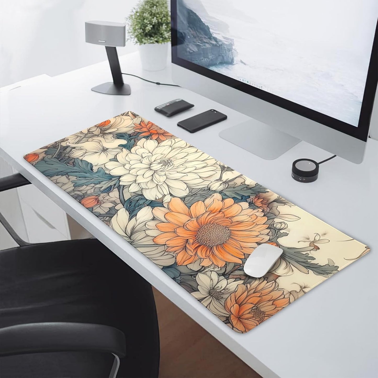 Minimalist Floral Gaming Mouse Pad XXL White Orange Aesthetic Flowers Japanese Extended Large Mat Mousepad Non-Slip Rubber Base Stitched Edge Keyboard Pad Playmat for Computer,35.4×15.7 Inch