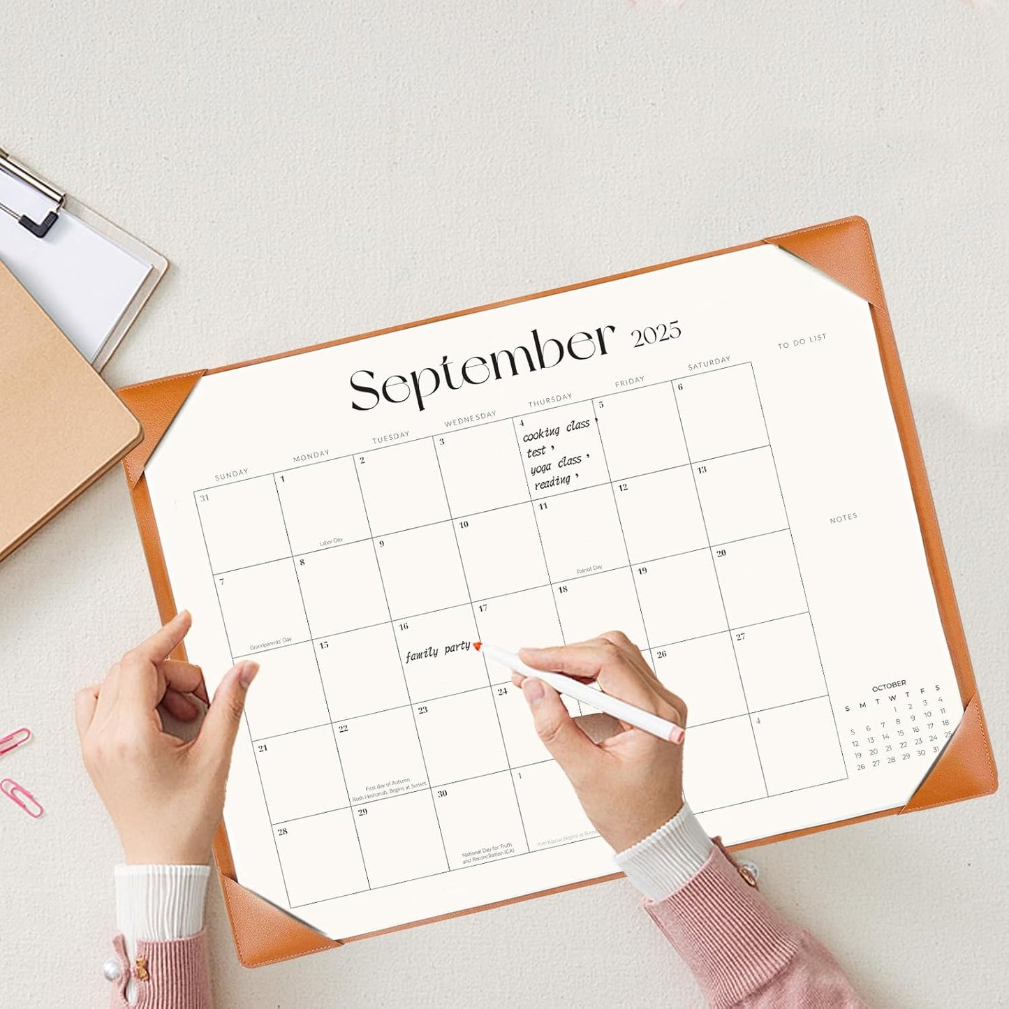 Desk Calendar 2025-2026 with Desk Mat – 22" x 17" Large Desk Pad Calendar Runs From July 2025 to December 2026, Office Supplies Desktop Monthly Calendar for Home, Office