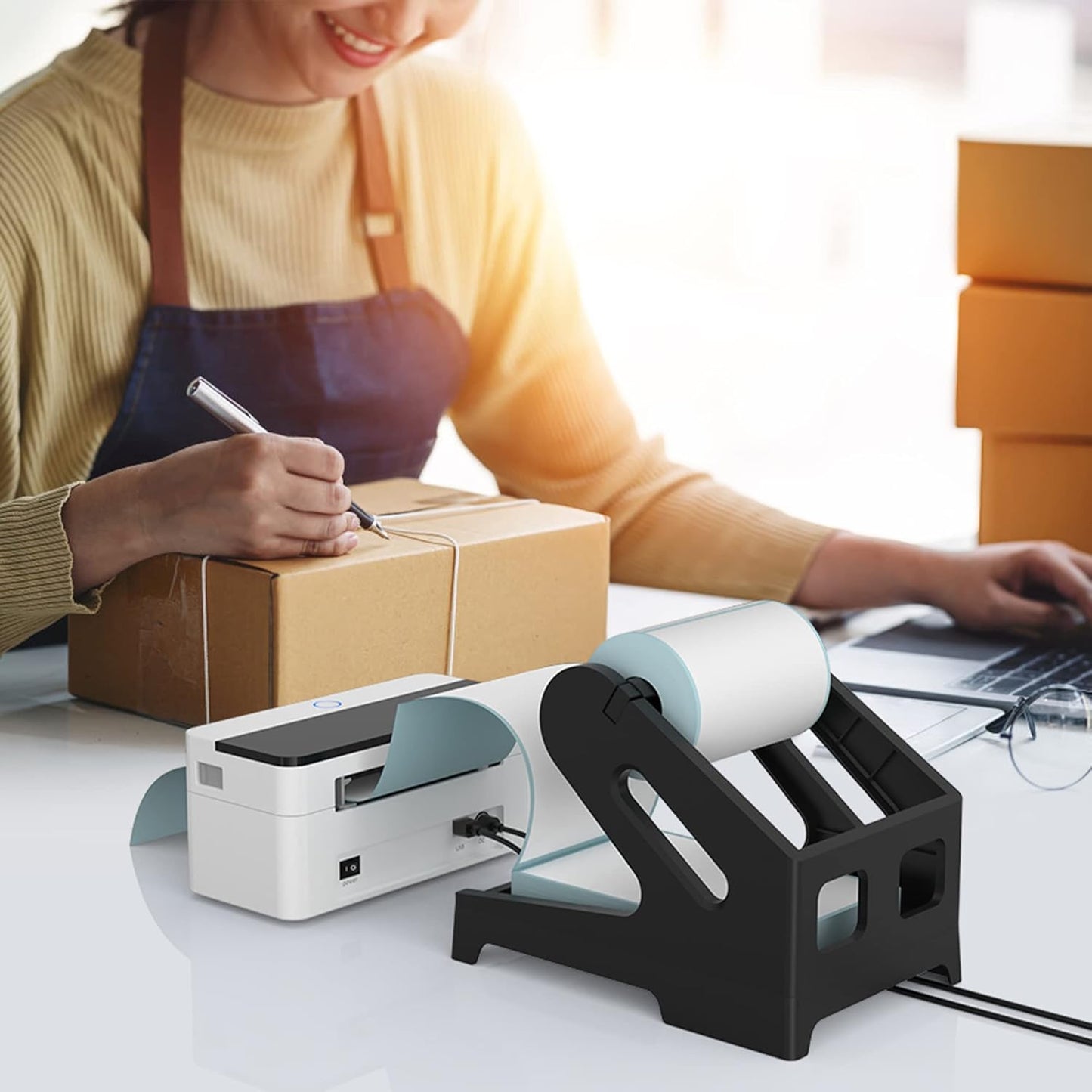 PONNOR Label Holder Thermal Label Holder for Rolls and Fanfold Labels Shipping Label Stand Desktop Printer Accessory Supplies for Home, Office (Black)