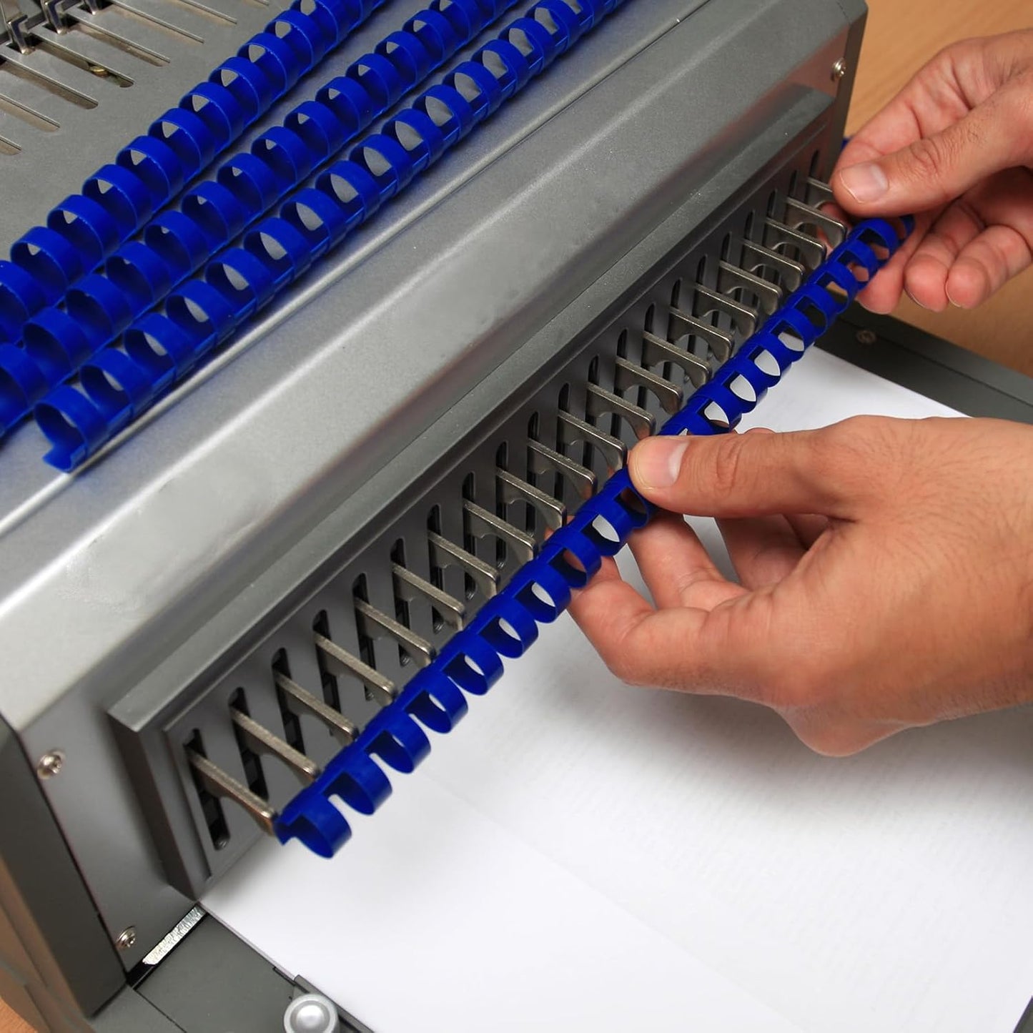 PATIKIL 6mm (1/4") Plastic Binding Combs, 100 Pcs 21 Rings Comb Binding Spines 20 Sheet Capacity Letter Size for Binding Paper Sheets, Blue