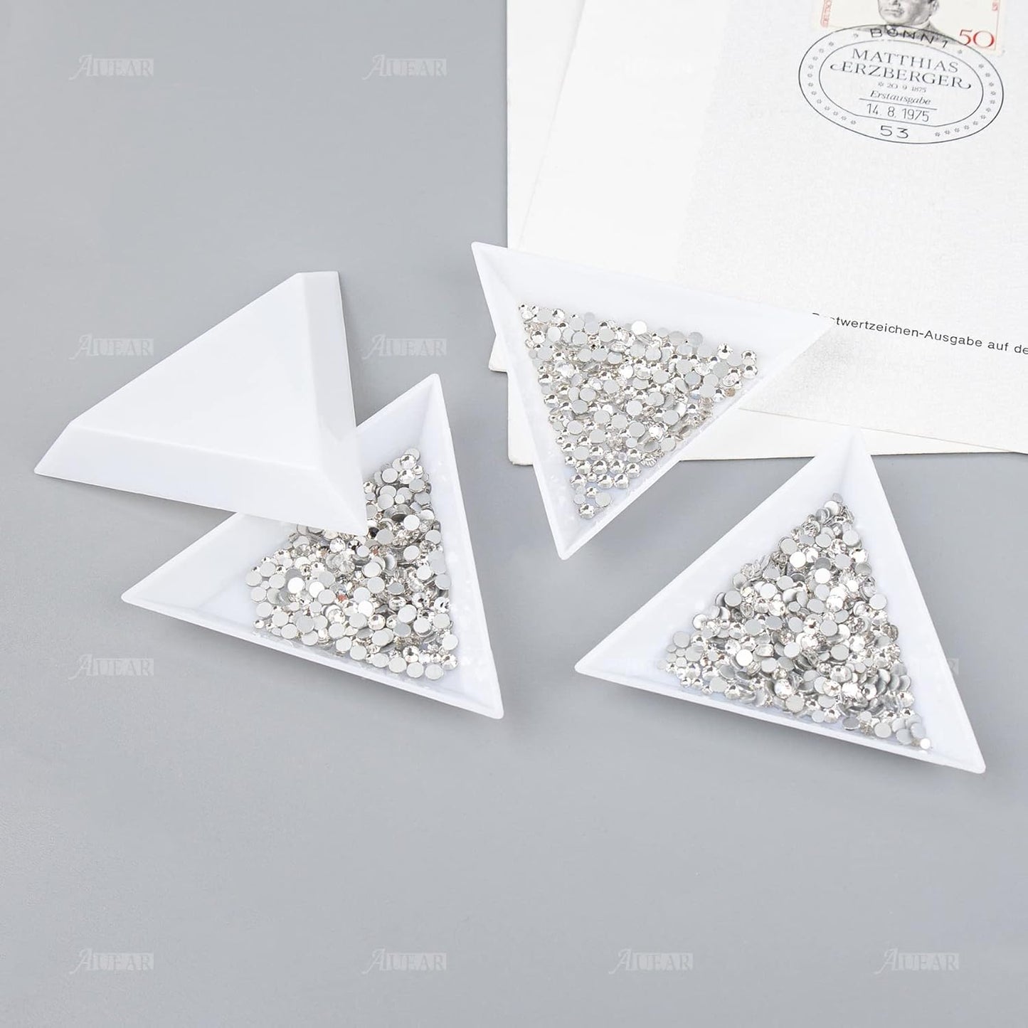AUEAR, 120 Pack Triangle Sorting Trays Bead Storage Plates Plastic Nail Art for DIY Craft
