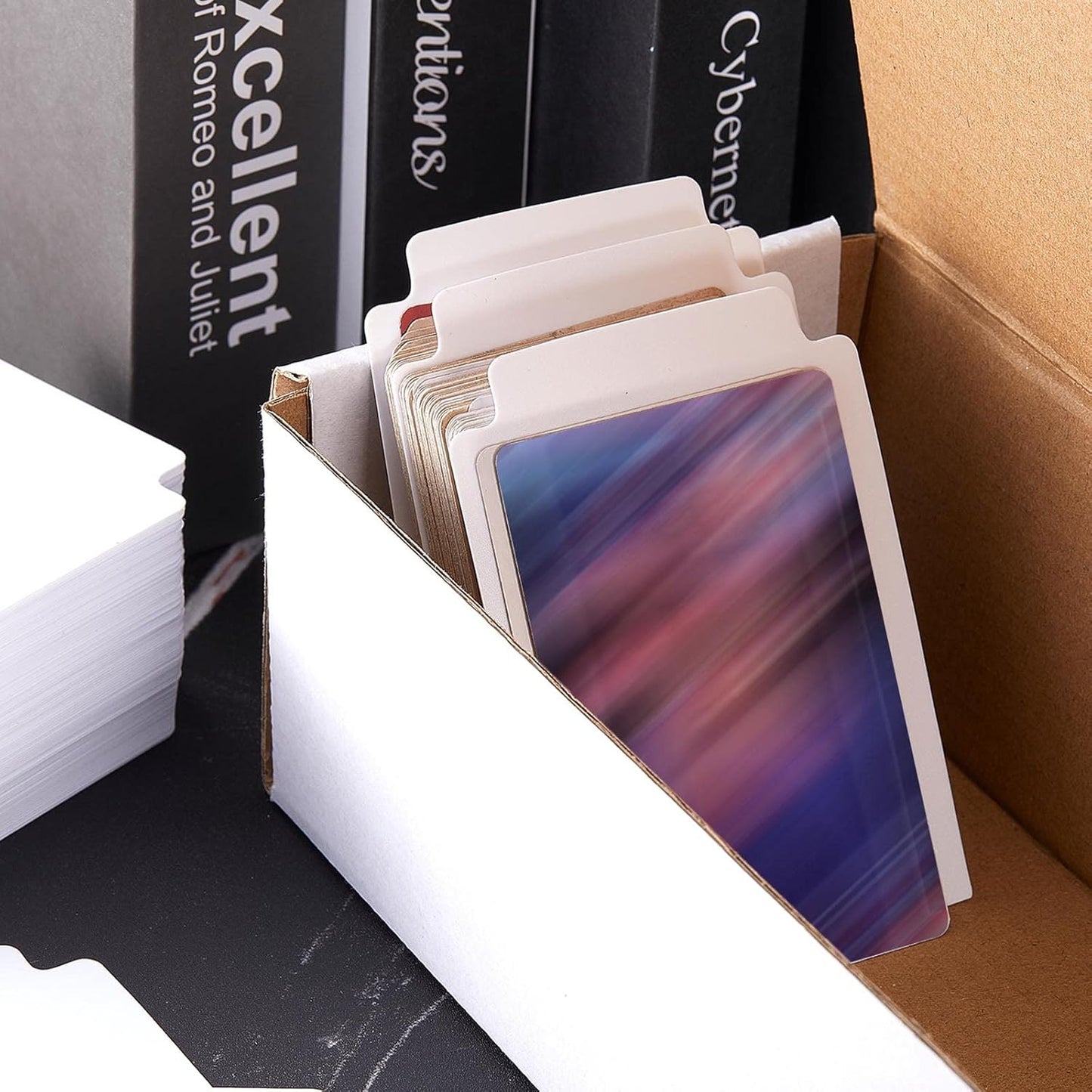 Lewtemi 450 Pcs Trading Card Dividers Page Dividers with Tabs Plastic Playing Sports MTG Card Separators with Side Labels for Games Sports(White)