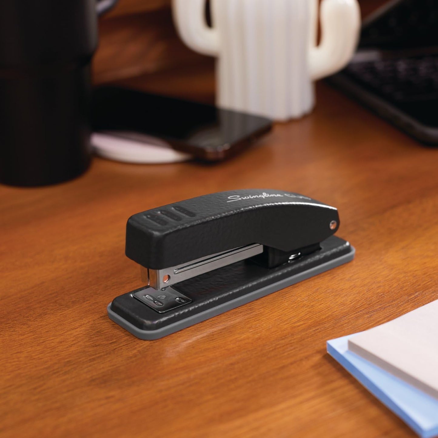 Swingline Stapler, Cub Compact Desktop Stapler, 20 Sheet Capacity, Metal, Matte Black (S701068)