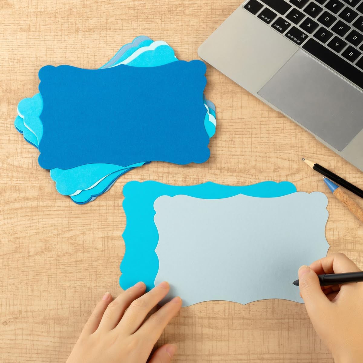 50 Pack Blank Kraft Cards Cardstock Thick Paper Brown Greeting Cards for DIY Gift Card Menus, Baby Shower and Wedding Invitations (Blue, 5 Colors, 5x7IN)