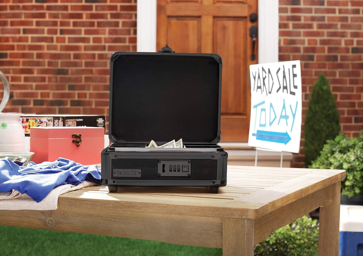 Vaultz Locking Cash Box with Bill and Coin Tray, Combination Lock, 8.5 x 4 x 10 Inches, Tactical Black (VZ00308)