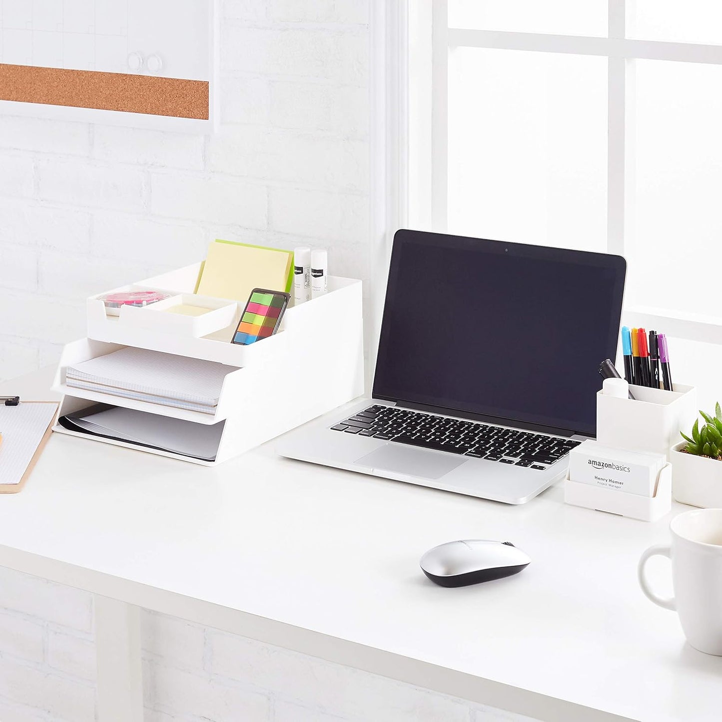 Amazon Basics Plastic Desk Organizer - Pen Cup Holds Pens/Pencils, White