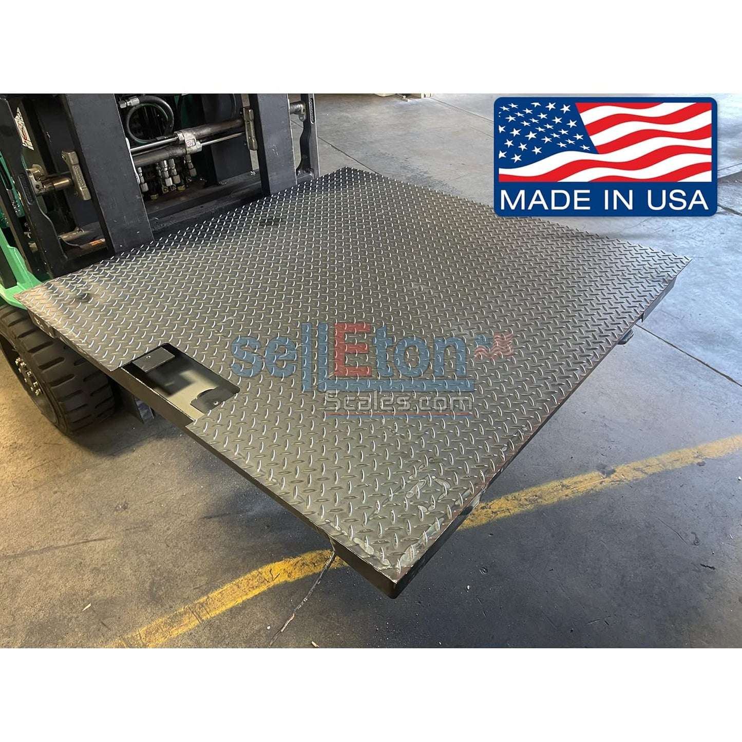 Industrial Floor Scale with Indicator, Accurate Digital 48" x 48" (4’x4’) Pallet Scales for Warehouse or Shipping Weighing NTEP Certified (Legal for Trade) (10,000 lbs x 2 lb)